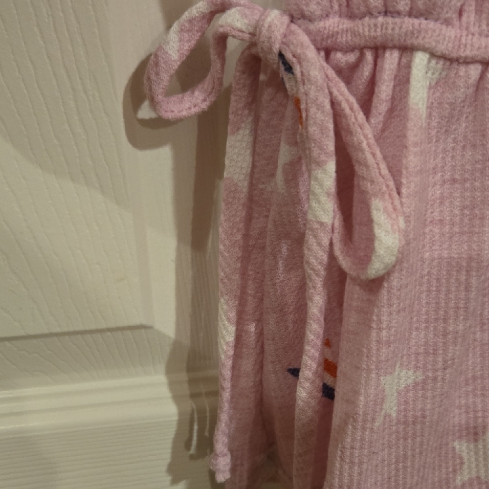 ANDREE BY UNIT Pink Star Print Top - Picture 5 of 8